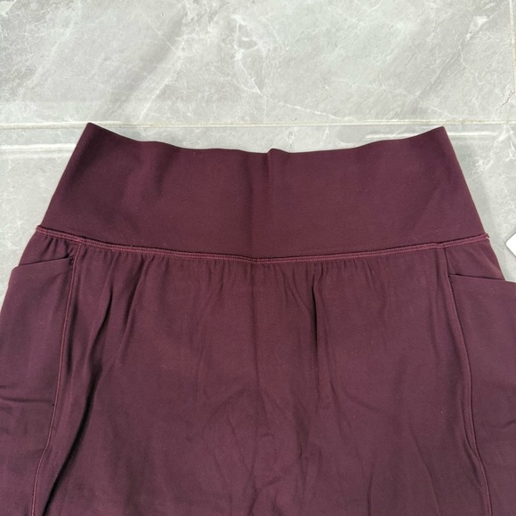 Women’s Athleta Salutation Stash High Rise 16 1/2” Athletic Skort Size Small - Picture 3 of 15